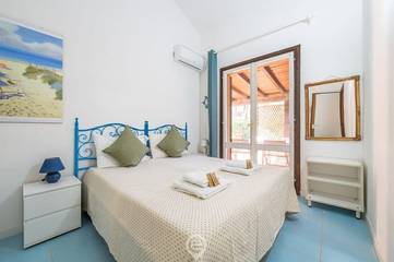 Villa pour 5 Personnes dans Santa Margherita di Pula, Région de Pula, Photo 4
