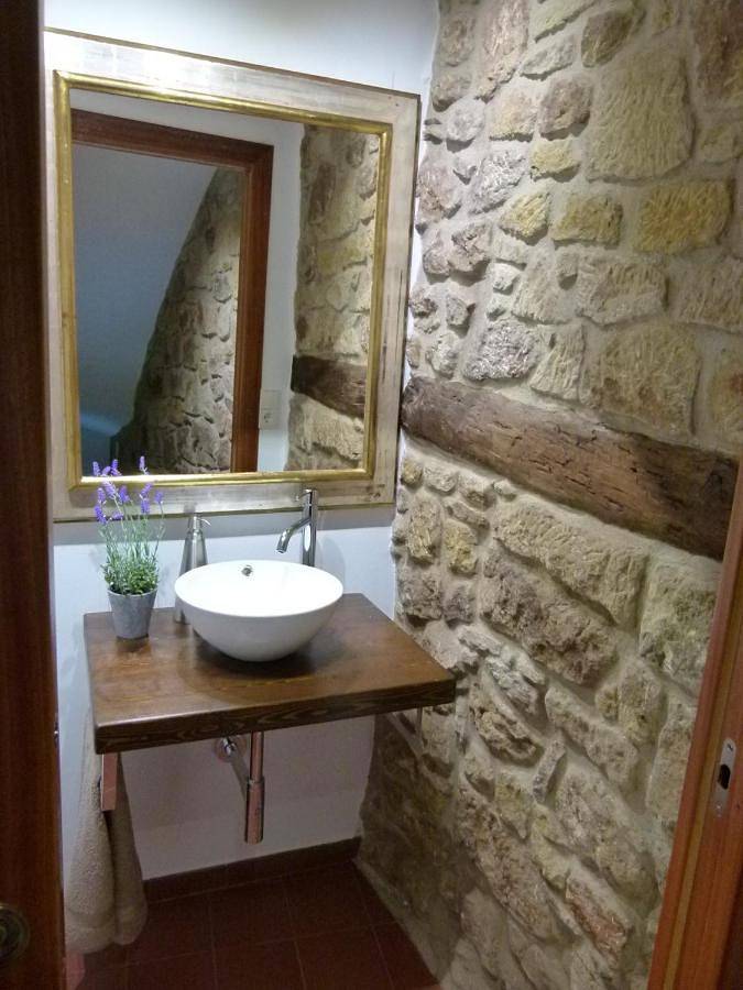 Eight-Bedroom House in Mora de Rubielos, Provincia de Teruel