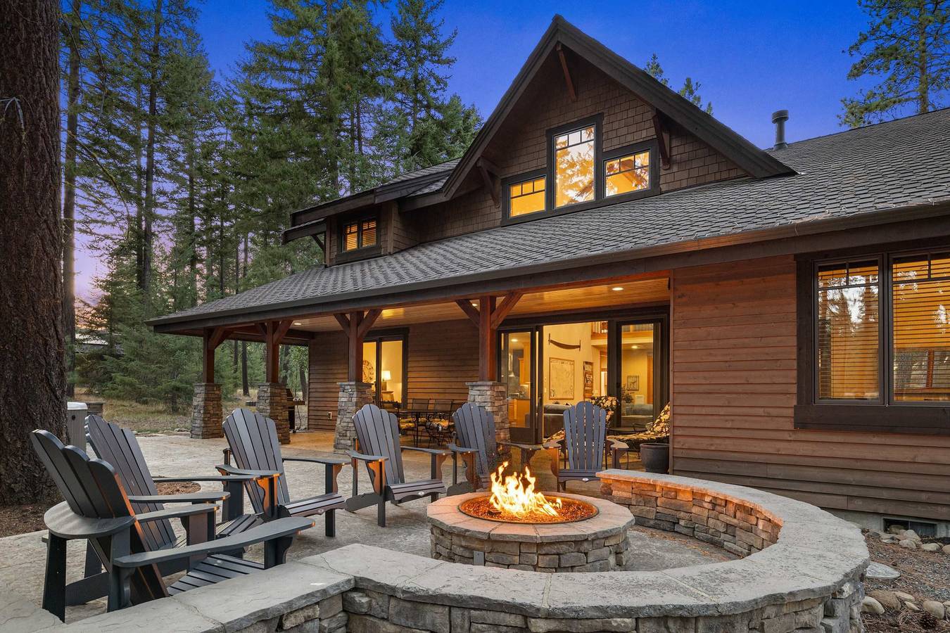 4Br Luxe Home | Chefs Kit, Hottub, Firepit, Gamerm in Condado de Kittitas