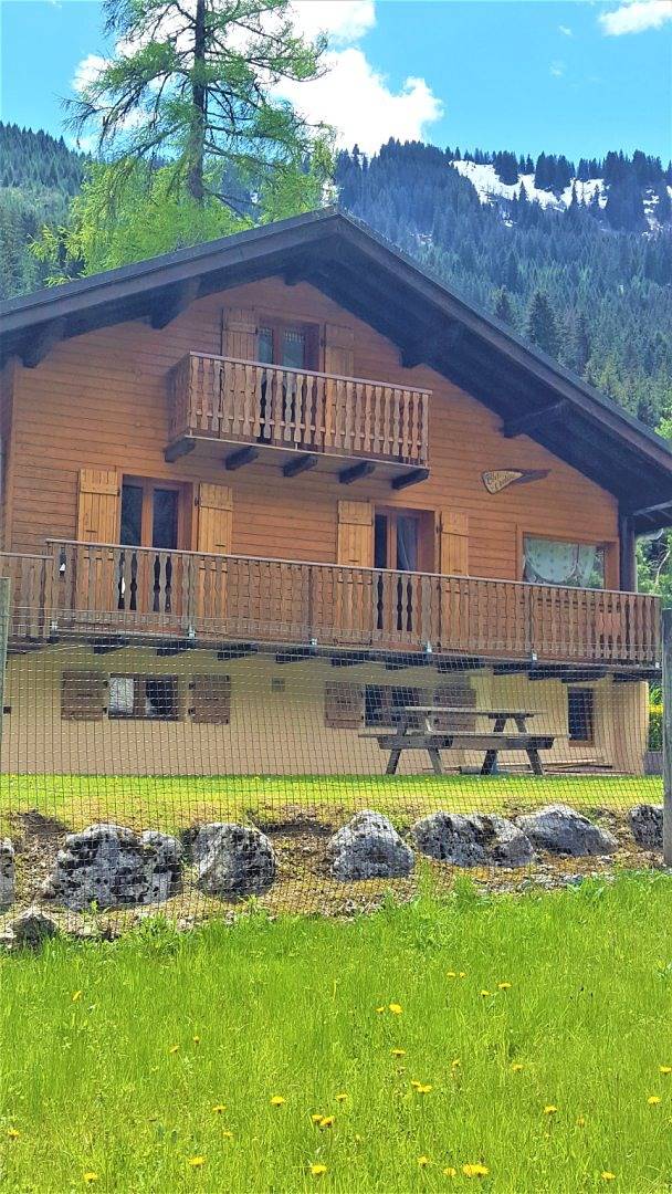 Gîte pour 8 personnes, avec balcon et jardin à Chatel - 4