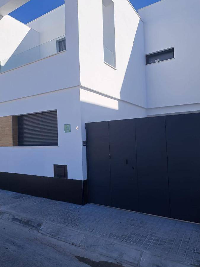 Three-Bedroom Home in Lebrija, Provincia de Sevilla