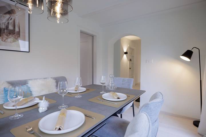 Appartamento intero, Ferienwohnung Haus Bergjuwel Aura - Ferienwohnung Chasa Aura in Scuol, Lower Engadine