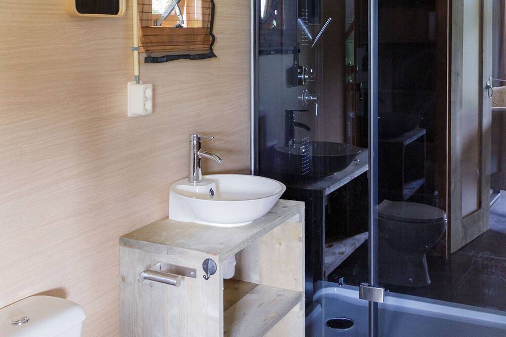 Luxe Lodge in Reesprong met Vuurschaal in Haaksbergen, Twente