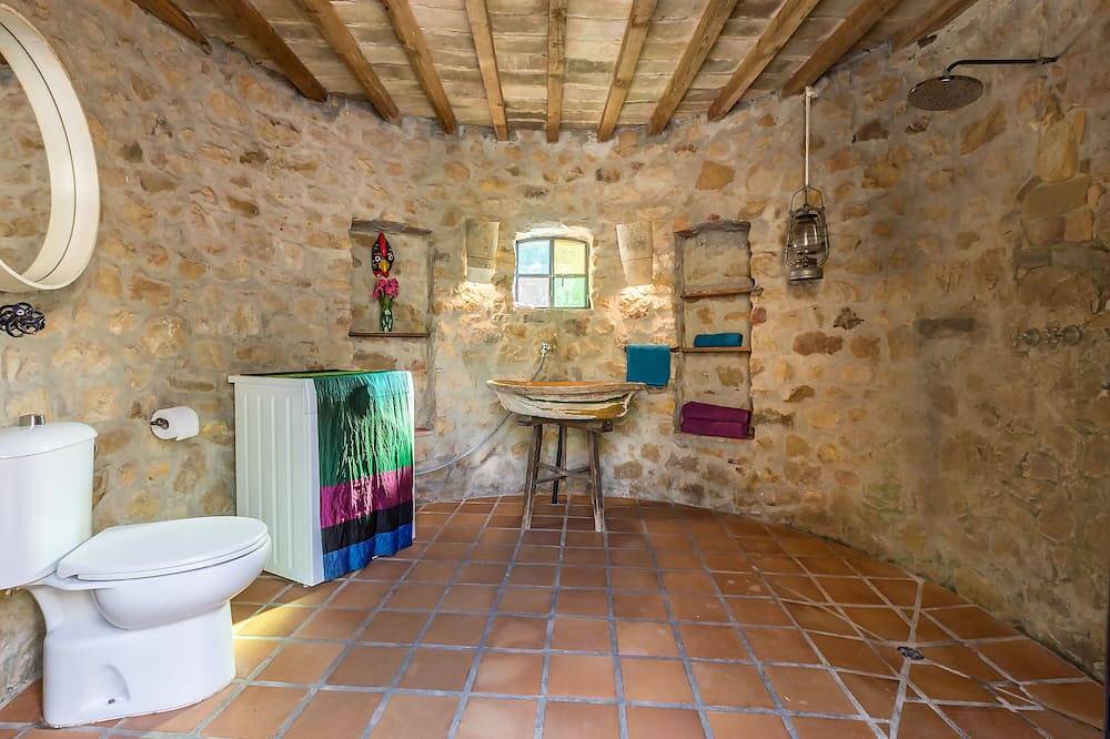 Casa rural en el campo directamente en la costa atlántica cerca de Tarifa (Costa de la Luz) in Tarifa, Parque natural de Los Alcornocales