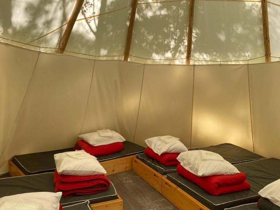 Camping Les Rives de Grand Lieu - Alojamiento 8 personas - Tipis - Sin instalaciones sanitarias in Saint-Philbert-de-Grand-Lieu, Nantes region