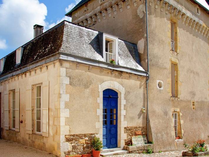 Gîte pour 9 personnes, avec Terrasse et Piscine