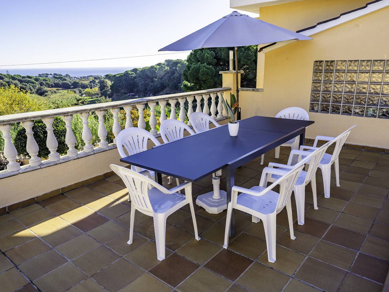 Appartement familial 4 chambres, piscine privée et Wi-Fi à Sant Cebrià de Vallalta in Sant Cebrià de Vallalta, Costa del Maresme