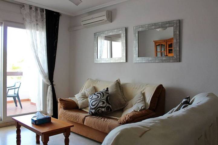 Ferienwohnung für 4 Personen, mit Pool und Balkon - 1