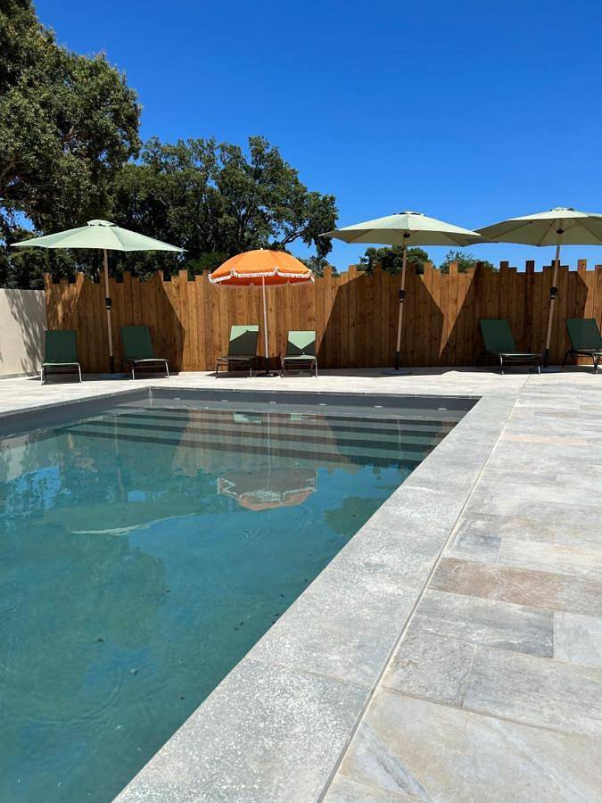Gîte pour 6 personnes, avec piscine ainsi que jardin et vue dans Folelli - 3