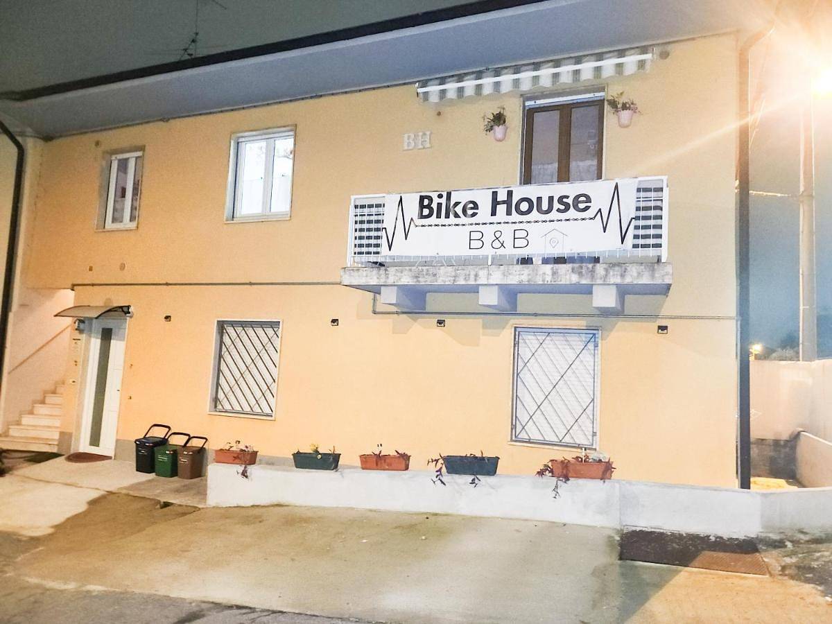 Appartamento intero, Bike House "beach" in Seriate, Provincia di Bergamo