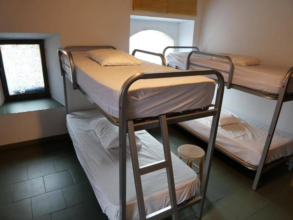 Albergue Municipal de peregrinos Pilgrim Hostel in Hornillos del Camino, Province de Burgos