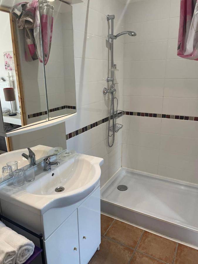Deluxe Room in Saint-Laurent-d'Aigouze, Côte d'Améthyste