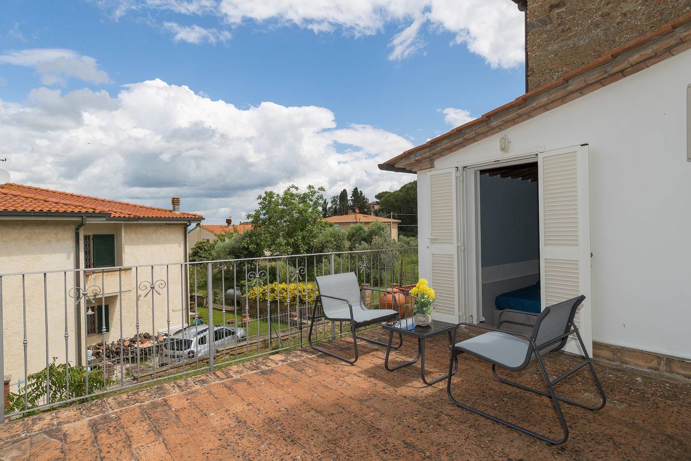 Ganze Wohnung, Ferienwohnung 'Appartamento Luna' mit privater Terrasse, eigenem Garten und Klimaanlage in Volterra, Pisa Provinz