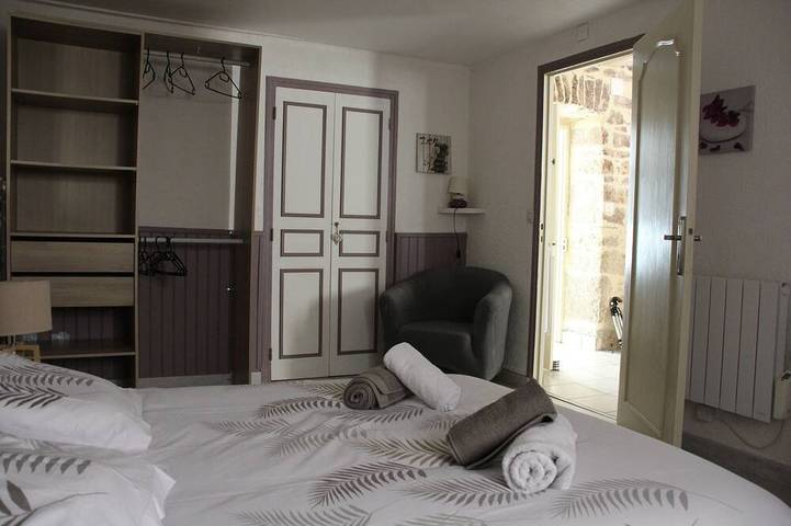 Gîte pour 4 personnes, avec terrasse à Turenne - 4