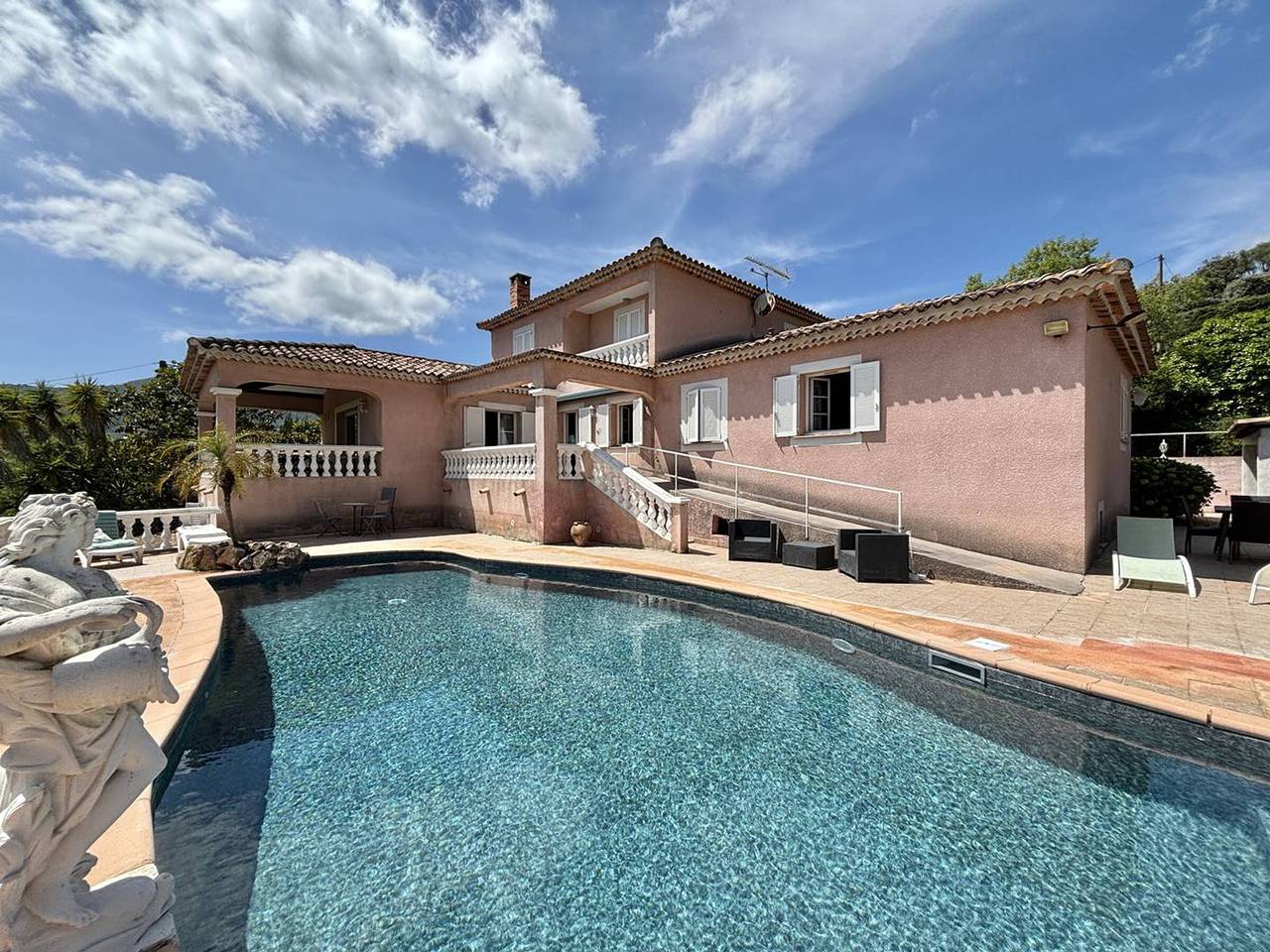 Villa spacieuse avec piscine et climatisation à Ajaccio in Ajaccio, Région d'Ajaccio
