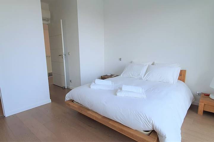 Location de vacances pour 12 personnes, avec terrasse et jardin dans Plage Coupereau - 2