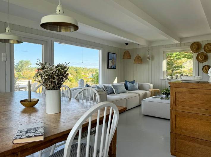 Ferienhaus in Sørland mit Bootsanlegestelle am Gamle Hellesund in Lillesand