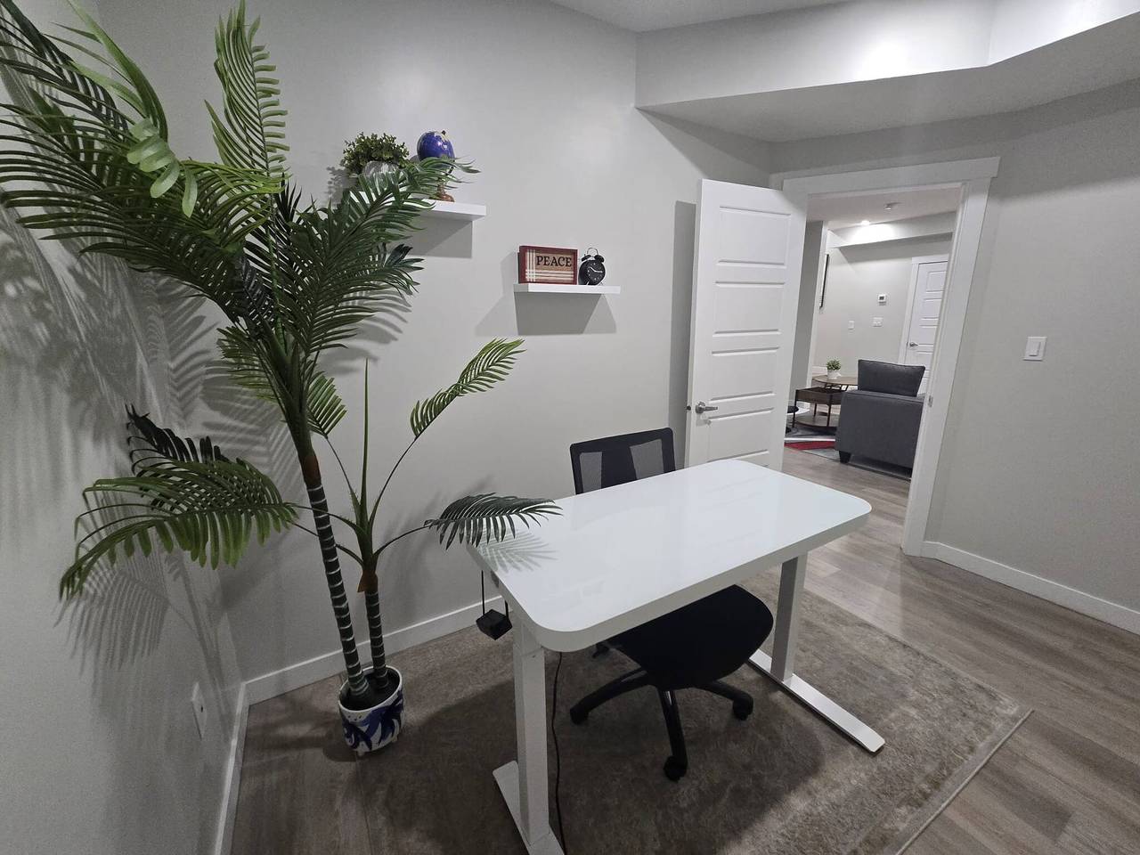 Elegante Privatsuite in Edmonton North in Edmonton, Alberta