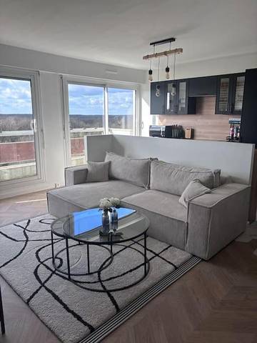 Gîte pour 4 personnes, avec balcon et vue à Maurepas