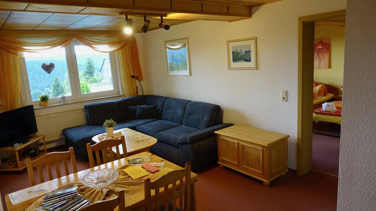 Ganze Ferienwohnung, Ferienwohnung für 4 Personen (41 m²) in Neuhaus am Rennweg in Scheibe-Alsbach, Neuhaus am Rennweg