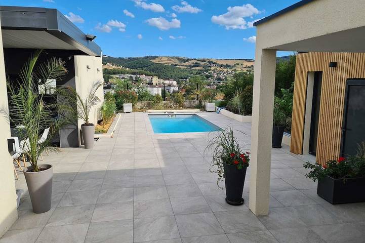 Chalet para 6 personas, con piscina y jacuzzi - 1