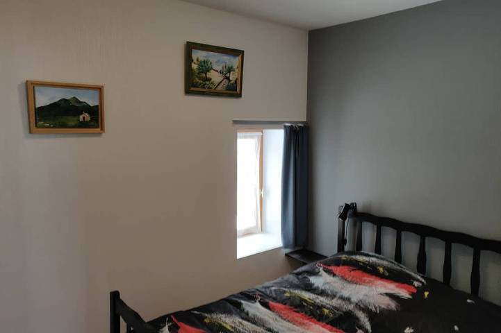 Location de vacances pour 4 personnes, avec sauna et jacuzzi à Saint-Genès-Champanelle - 2