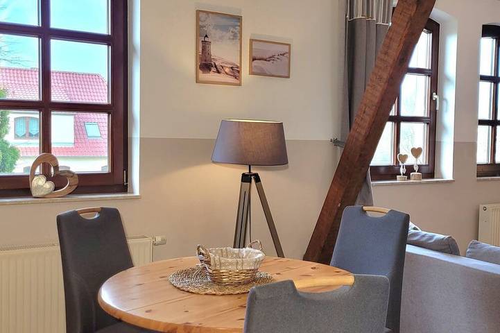 Ferienwohnung für 3 Personen, mit Terrasse und Garten in Steffenshagen