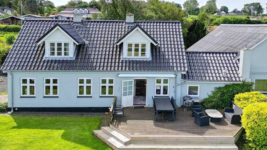 Ferieudlejning for 13 personer i Middelfart