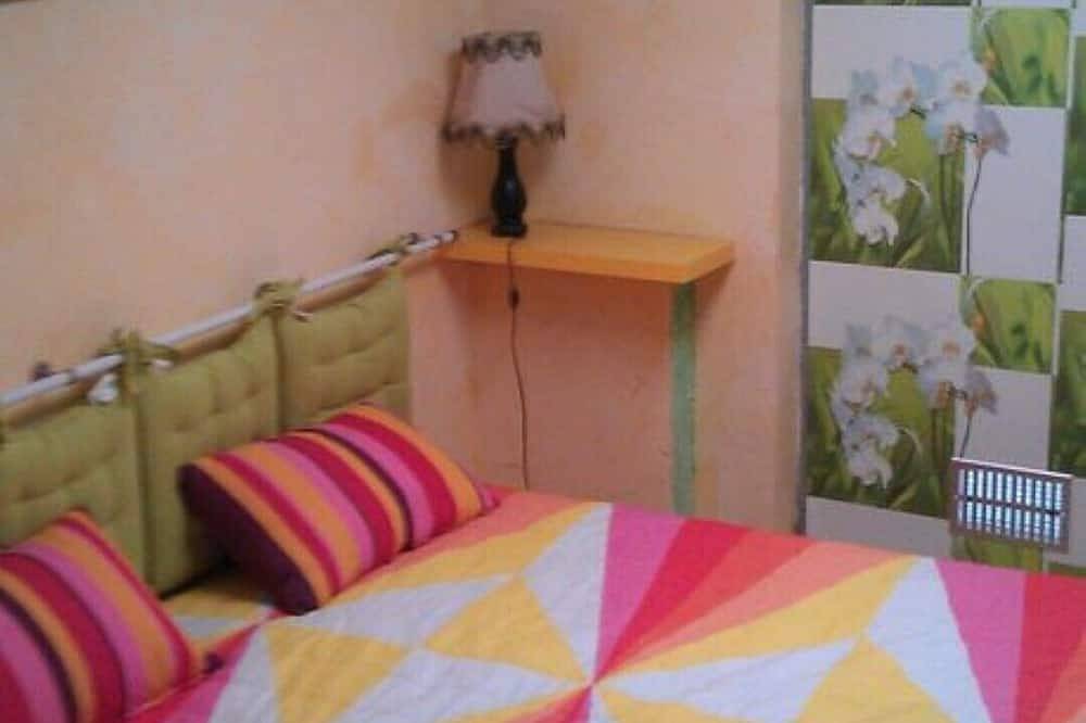 Aix Land klimatisierte charmante Villa, Schwimmbad, Balneo, in Velaux, Aix-en-Provence und Umgebung