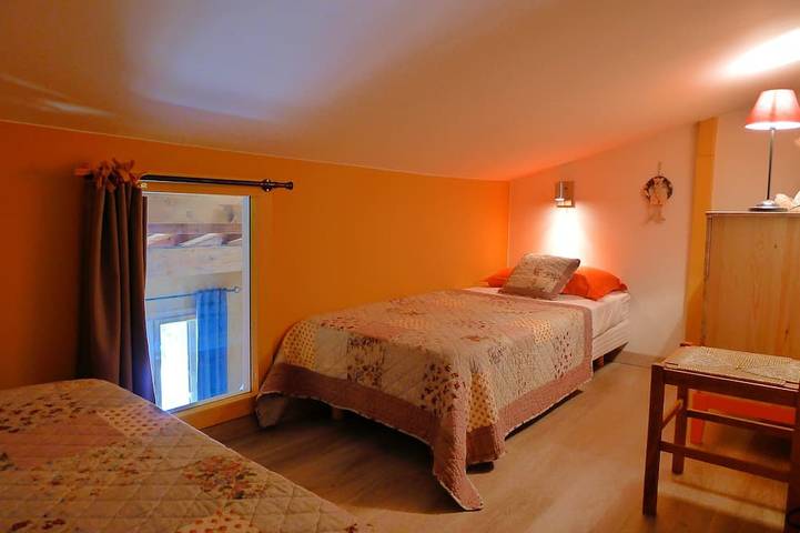 Gîte pour 4 personnes, avec jardin ainsi que piscine et terrasse, animaux acceptés à Vers-Pont-du-Gard - 3