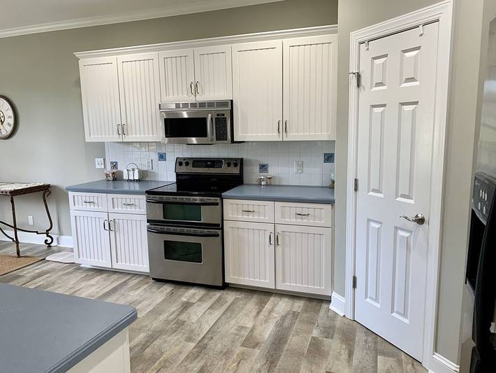 Vacation rental for 7 people, with pool and balcony in Fripp Island