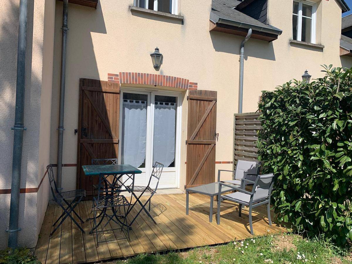 Appartement entier, One-Bedroom Apartment in Ardon, Sologne