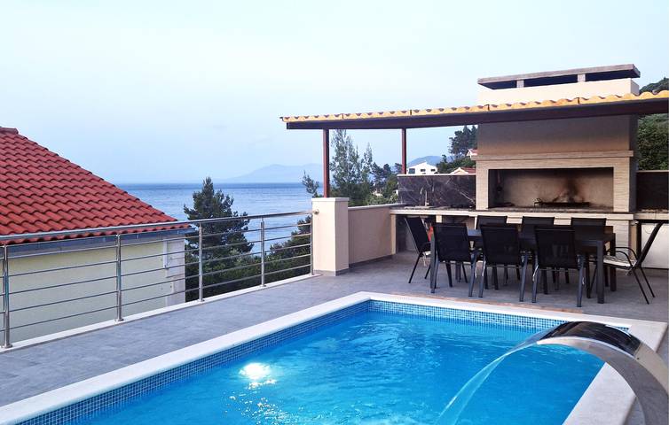 Ferienwohnung für 8 Personen, mit Pool und Terrasse - 1