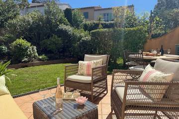 Gîte pour 6 personnes, avec jardin et piscine à La Môle