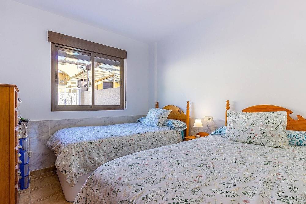 Gorgeous home in Cartagena with Wifi in Cartagena, Costa Cálida