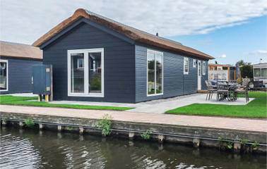 Location de vacances pour 6 personnes, avec terrasse dans Giethoorn