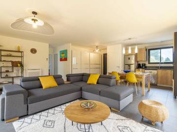 Gîte pour 4 personnes, avec terrasse à Tosse