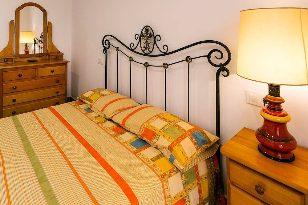 Hel lägenhet, Beach Apartment in Calella, Barcelona. Free Wifi, a / c in Calella, Costa del Maresme