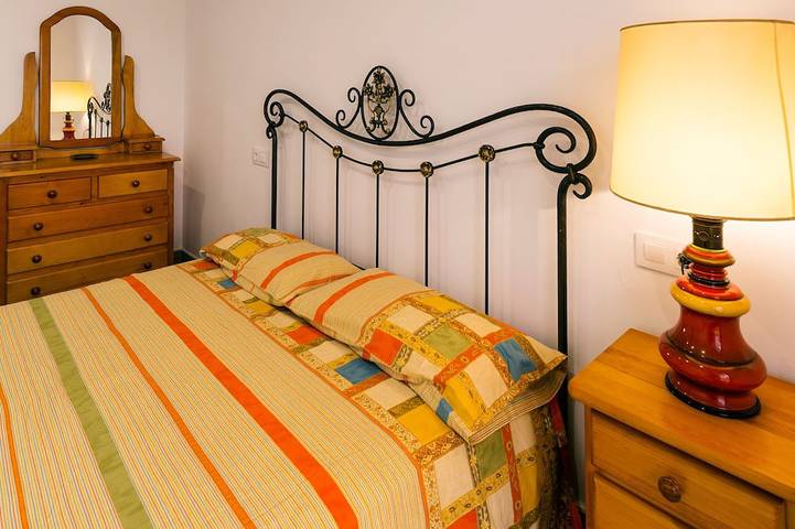 Apartamento entero, Beach Apartment in Calella, Barcelona. Free Wifi , a/c in Calella, Maresme