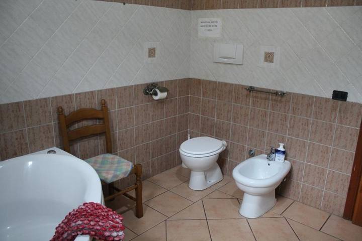 Location de vacances pour 3 personnes, avec jardin ainsi que vue et balcon à Sora - 4