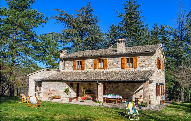 Casa vacanza per 9 persone, con terrazza e giardino nonché piscina, con animali domestici - 1
