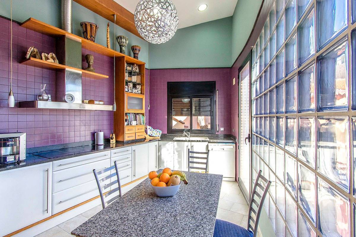 Stunning modern villa - just half hour to Barcelona! in Caldes de Montbui, Barcelona Binnenland