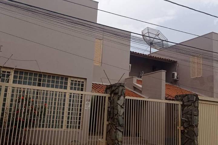 Villa para 10 pessoas, com vista e balcão e ainda jardim em Uberaba