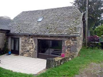Gîte pour 6 personnes, avec jardin et terrasse à Saint-Chély-d'Aubrac