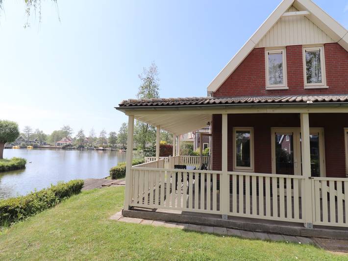 Ferienhaus für 6 Personen, mit Sauna und Terrasse sowie Garten, mit Haustier