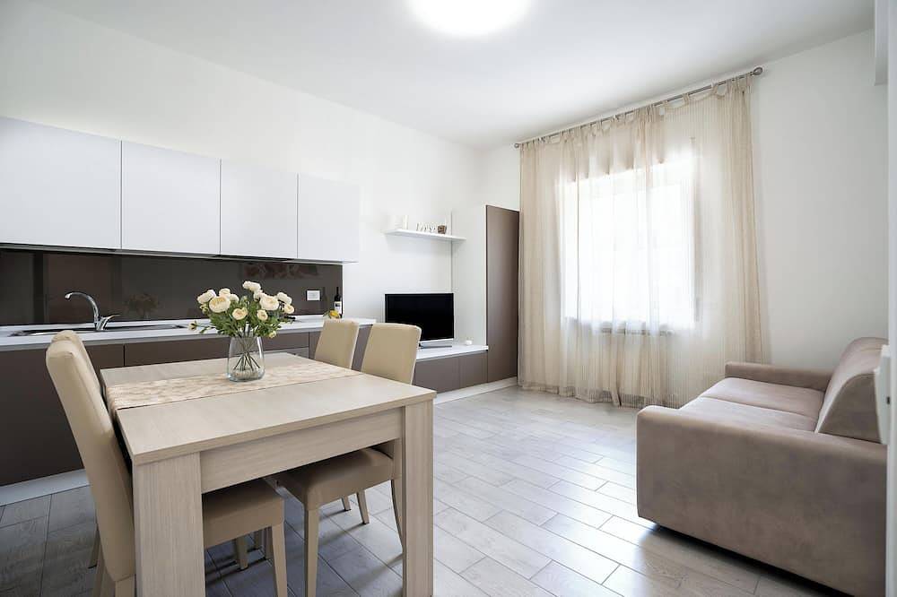 Appartement entier, Giselle Apartments Maiori - Amalfi Coast - casa \"Papaveri\" in Maiori, Côte Amalfitaine
