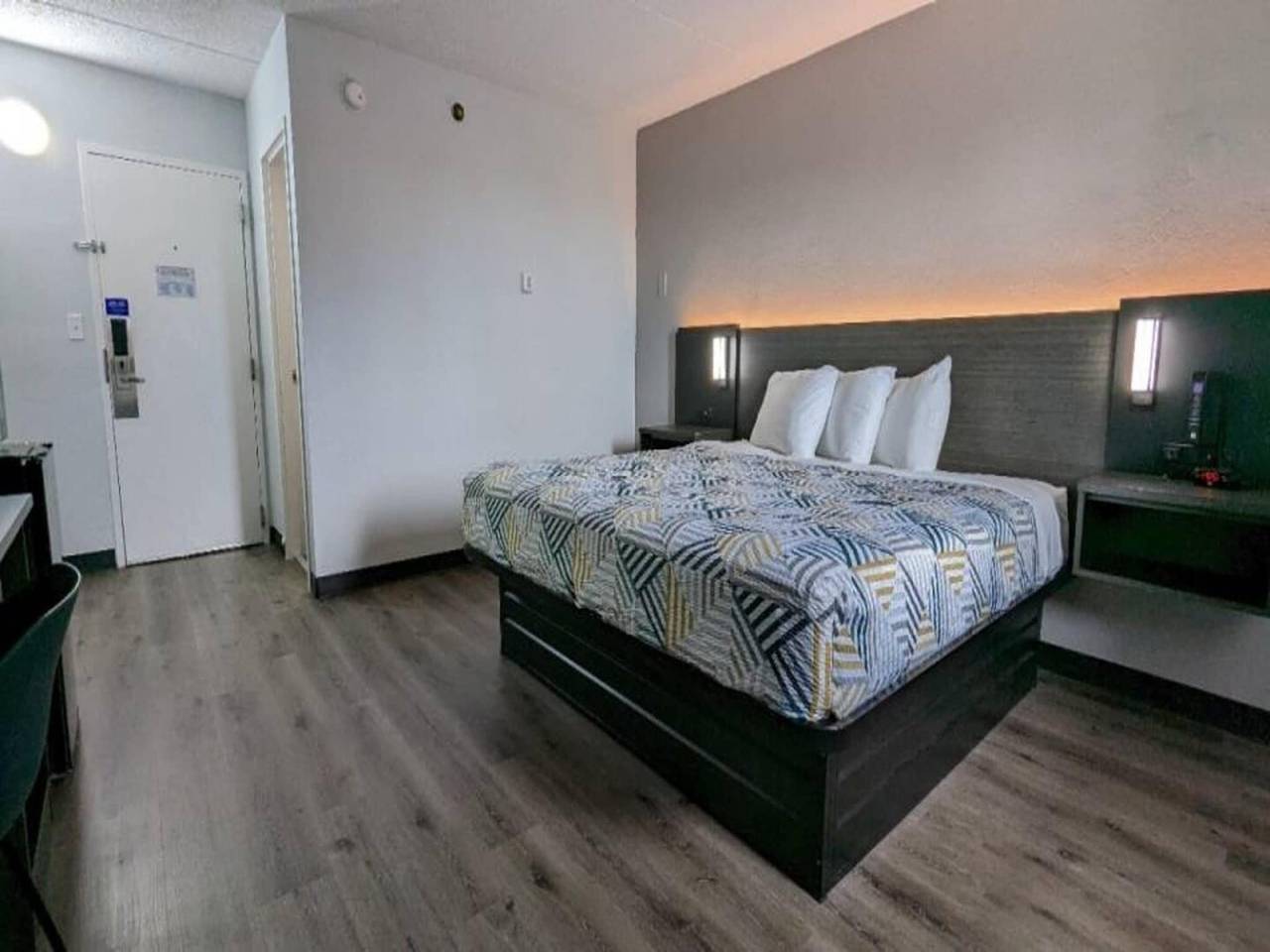 Apartamento entero, Ms6 Danvers |1 cama King | in Danvers, Condado de Essex (MA)