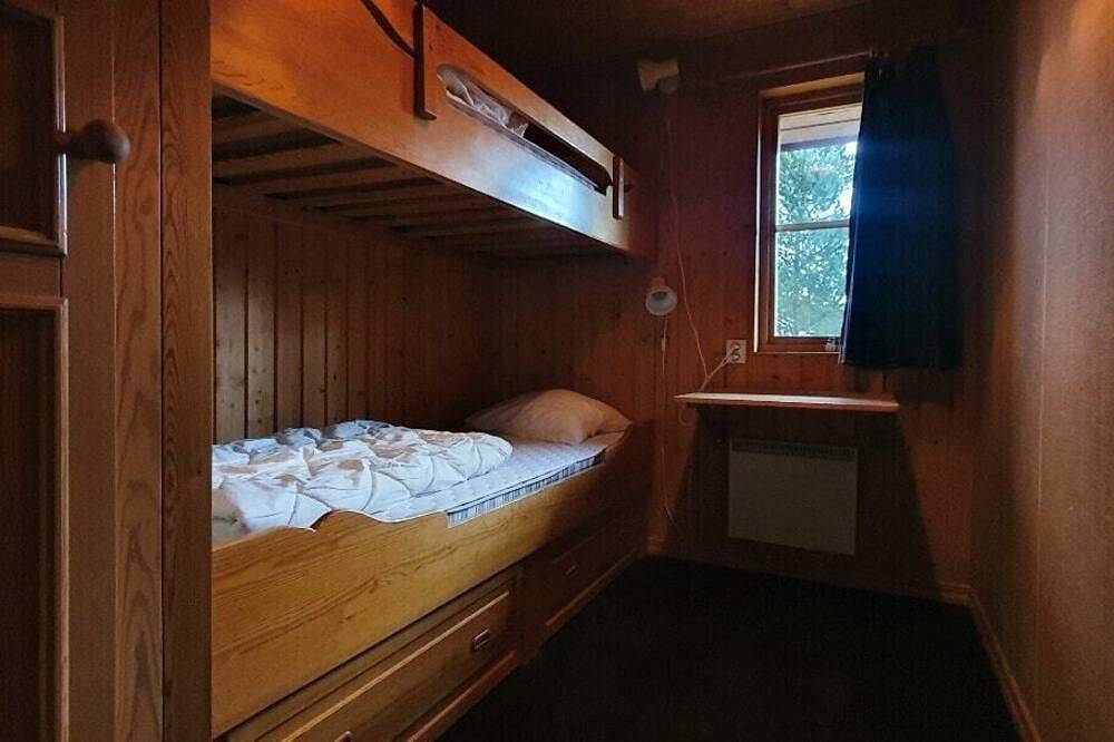 Sauna | Wi-Fi | Terrace | Wood stove | Cable Tv in Lofsdalen, Härjedalen