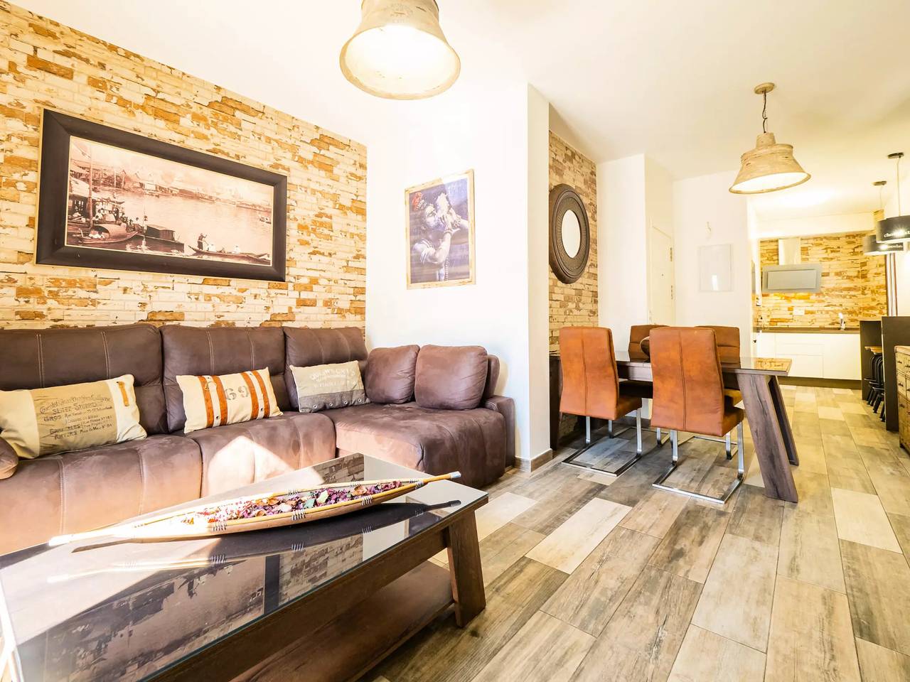 Apartamento entero, 3 estancias 4 Personas in Alhaurín el Grande, Provincia de Málaga