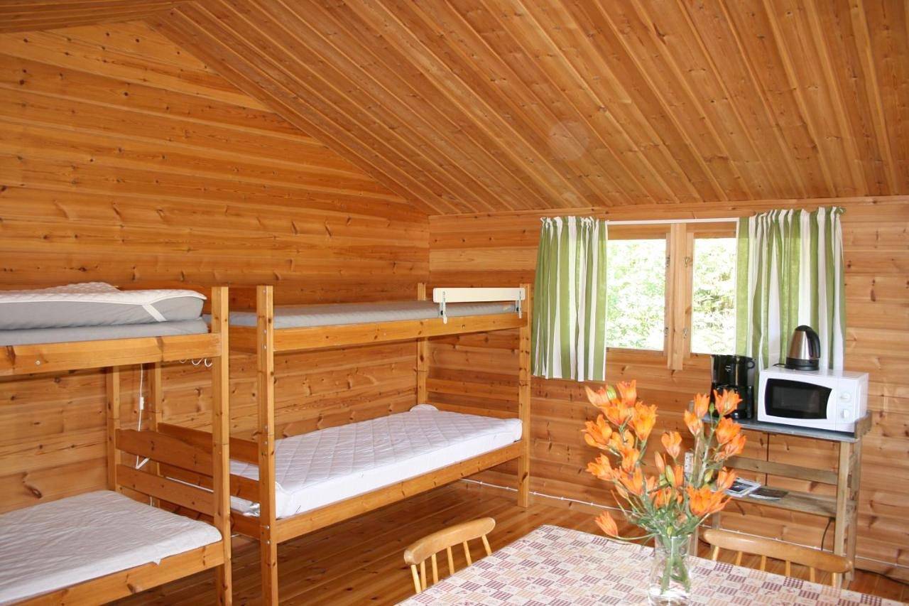 Cottage with Shared Bathroom in Hultsfred, Hultsfreds und Umgebung